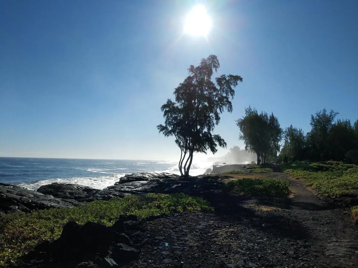 Ocean Breeze Inn Keaau